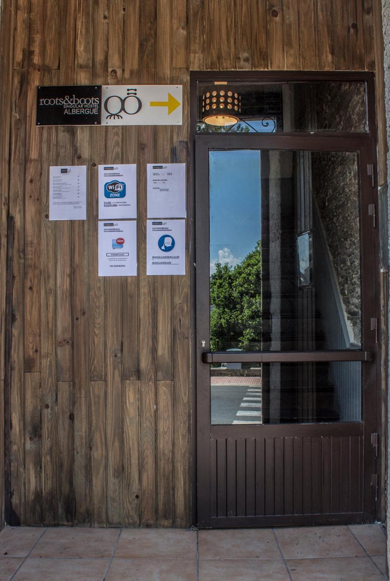 Roots&Boots Lugo Hostel Екстериор снимка